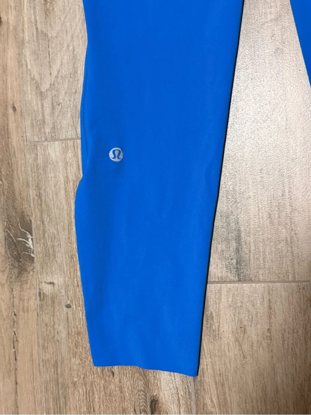 Lululemon Base Pace Poolside Size 8 High-Rise Blue 25 inch Active Leggings